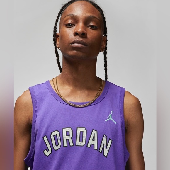 NWT Jordan Sport DNA
Men's Graphic Tank - Picture 3 of 4